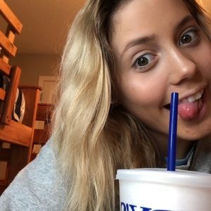 Meet your Posher, Breanna